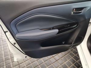 Suzuki Baleno 1.5 GLX auto - Image 13