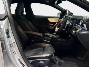 Mercedes-Benz CLA CLA200 Progressive - Image 12