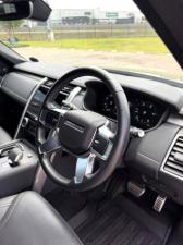 Land Rover Discovery D300 R-Dynamic HSE - Image 18