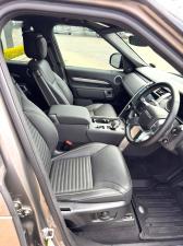 Land Rover Discovery D300 R-Dynamic HSE - Image 19