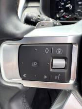 Land Rover Discovery D300 R-Dynamic HSE - Image 25
