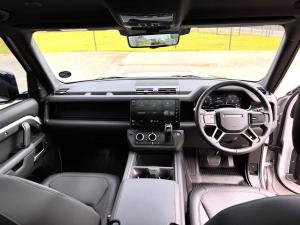Land Rover Defender 110 D350 X-Dynamic HSE - Image 25