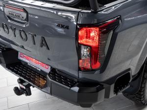 Toyota Hilux 2.8GD-6 double cab SRX 4x4 - Image 10