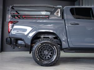 Toyota Hilux 2.8GD-6 double cab SRX 4x4 - Image 12