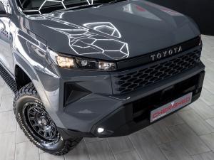 Toyota Hilux 2.8GD-6 double cab SRX 4x4 - Image 7