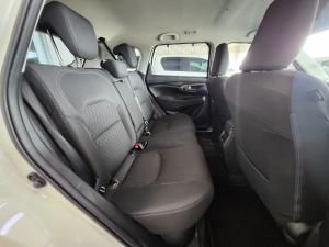 Toyota Urban Cruiser 1.5 XR manual - Image 13