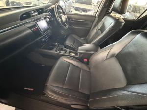Toyota Hilux 2.8GD-6 double cab 4x4 Legend 50 auto - Image 7