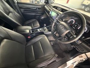 Toyota Hilux 2.8GD-6 double cab 4x4 Legend 50 auto - Image 9