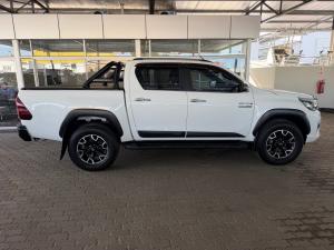 Toyota Hilux 2.8GD-6 double cab 4x4 Legend 50 auto - Image 3