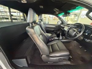 Toyota Hilux 2.8GD-6 Xtra cab 4x4 Legend manual - Image 14