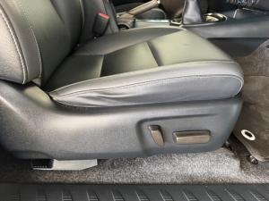 Toyota Hilux 2.8GD-6 Xtra cab 4x4 Legend manual - Image 15