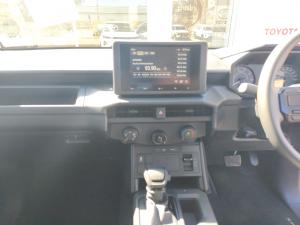 Toyota Hilux 2.8GD-6 double cab SRX 4x4 - Image 15