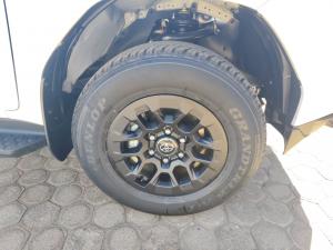 Toyota Hilux 2.8GD-6 double cab SRX 4x4 - Image 20