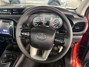 Toyota Hilux 2.4GD-6 Xtra cab Raider manual - Image 8