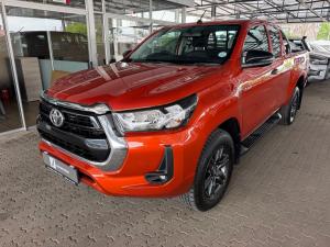Toyota Hilux 2.4GD-6 Xtra cab Raider manual - Image 17