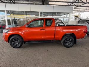 Toyota Hilux 2.4GD-6 Xtra cab Raider manual - Image 19