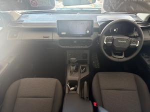 Toyota Hilux 2.8GD-6 double cab Raider - Image 6
