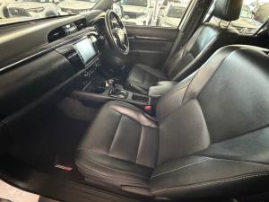 Toyota Hilux 2.8GD-6 double cab 4x4 Legend 50 auto - Image 7