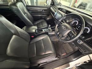 Toyota Hilux 2.8GD-6 double cab 4x4 Legend 50 auto - Image 13
