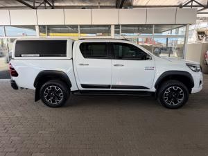 Toyota Hilux 2.8GD-6 double cab 4x4 Legend 50 auto - Image 3