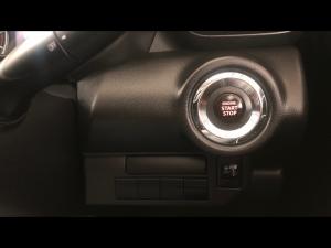 Toyota Urban Cruiser 1.5 XR manual - Image 16