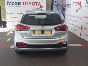 Hyundai i20 1.4 Fluid auto - Image 5
