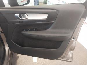 Volvo XC40 B4 Plus Bright - Image 25