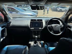 Toyota Land Cruiser Prado 2.8GD VX - Image 6