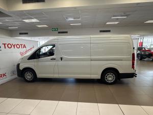 Toyota Quantum 2.8 SLWB panel van - Image 19