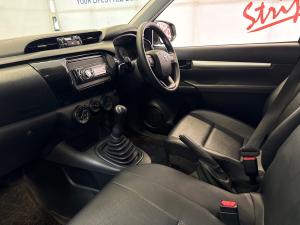 Toyota Hilux 2.4GD single cab S (aircon) - Image 7
