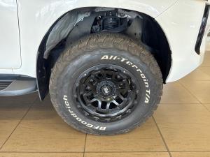 Toyota Hilux 2.8GD-6 double cab 4x4 Raider auto - Image 18