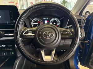 Toyota Urban Cruiser 1.5 XR manual - Image 8