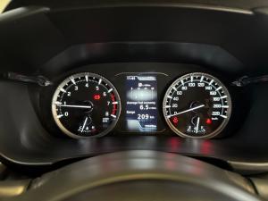 Toyota Urban Cruiser 1.5 XR manual - Image 11