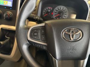 Toyota Quantum 2.8 SLWB panel van - Image 9