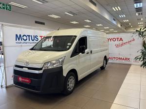 Toyota Quantum 2.8 SLWB panel van - Image 17