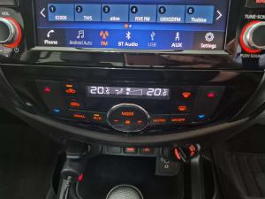 Nissan Navara 2.5DDTI PRO-4X 4X4 automatic D/C - Image 19