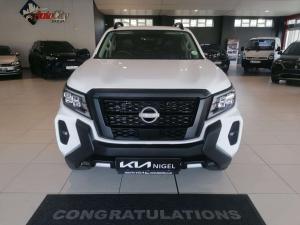 Nissan Navara 2.5DDTI Stealth automatic - Image 2