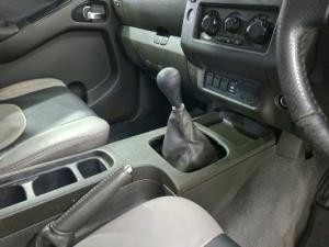 Nissan Navara 2.5dCi - Image 10