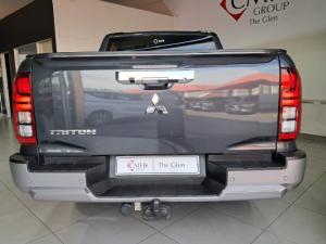 Mitsubishi Triton 2.4DI-D double cab GLS - Image 5