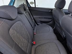 Hyundai i20 1.6 GLS - Image 8