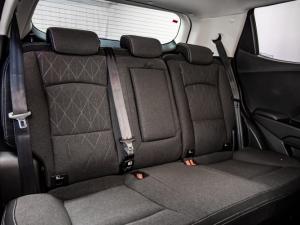 Mahindra XUV 3XO 1.2T AX5 auto - Image 12