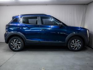 Mahindra XUV 3XO 1.2T AX5 auto - Image 13
