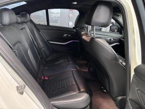 BMW 3 Series 330i M Sport Launch Edition - Image 11