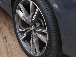 BMW X5 M50i - Image 21
