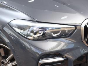 BMW X5 M50i - Image 5