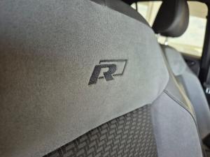 Volkswagen T-Roc 2.0TSI 140kW 4Motion R-Line - Image 12