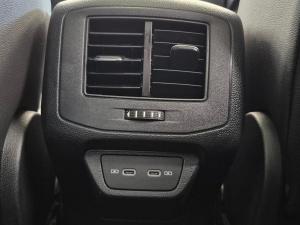 Volkswagen T-Roc 2.0TSI 140kW 4Motion R-Line - Image 26
