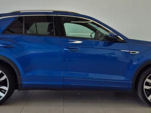 Volkswagen T-Roc 2.0TSI 140kW 4Motion R-Line - Image 8