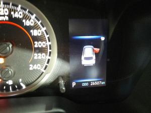 Toyota Corolla Cross 1.8 Xi - Image 4