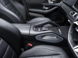 Mercedes-Benz GLS GLS450d 4Matic - Image 21
